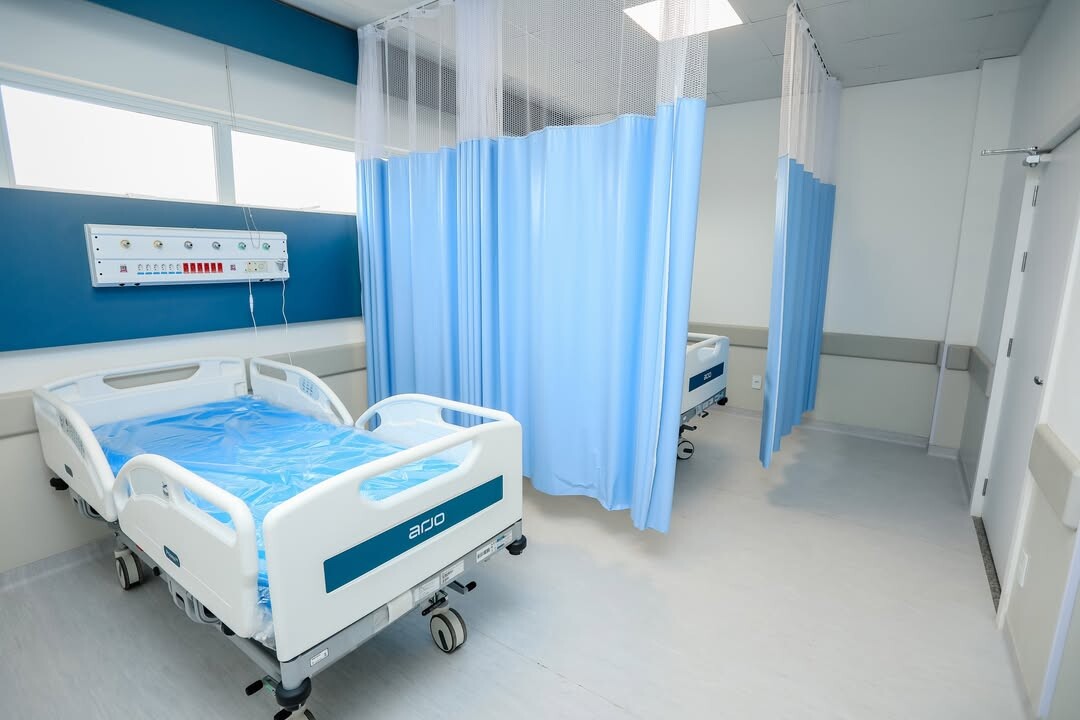 🏥 UM NOVO CAPÍTULO PARA A SAÚDE DE SANTANA DE PARNAÍBA! ✨Na quinta-feira (25), a Prefeitura ent (3).jpg